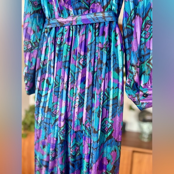 Vintage 80s–90s Pleated Midi Dress | D’Allaird’s | Size 12 | 28–36" Waist - Picture 12 of 12